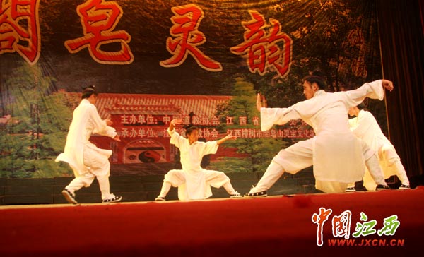 “閤皂灵韵”道教音乐专场晚会在“药都”樟树上演-道音文化