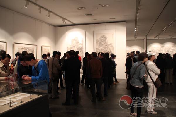 “林泉高致·权继君中国画展”在江苏徐州举行