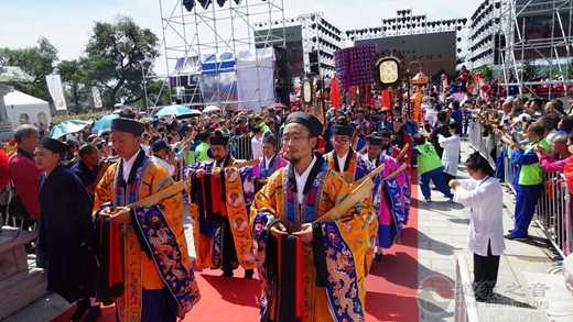 吉林市玄帝观举行陈崇真方丈升座暨复建十二周年庆典活动