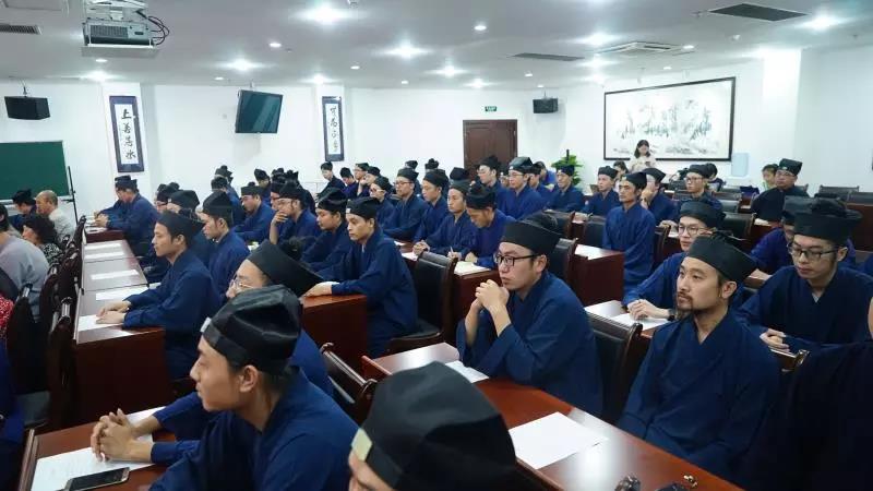中国道教学院举行2018级新生开学典礼