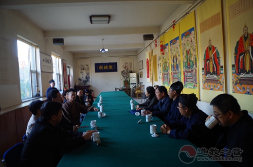 广州市人大华侨外事工委一行参观太原市道教协会