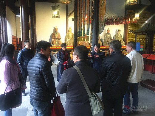 广州市宗教参访团一行参访苏州城隍庙