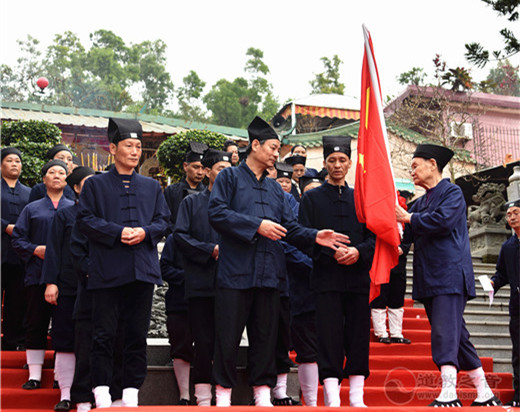 广东省陆丰紫竹道观升国旗追忆红色历史