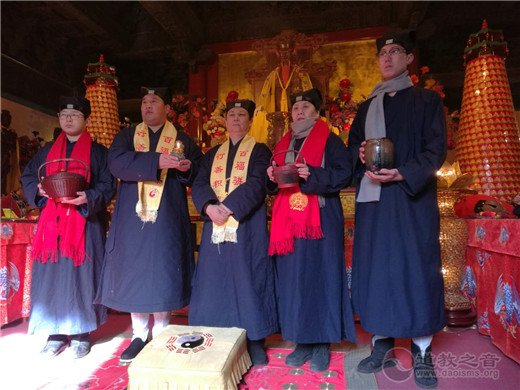 徐州市道协到北京火神庙请“圣火”