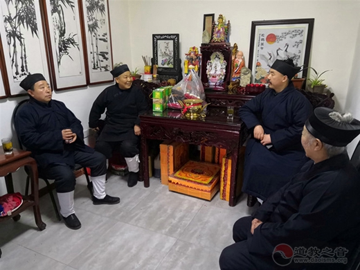 山东省道教协会会长张诚达道长节前看望慰问省内道教老前辈