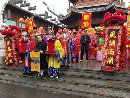 庐州府城隍庙举行城隍爷和城隍奶奶出巡活动