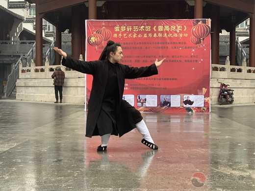 庐州府城隍庙举行城隍爷和城隍奶奶出巡活动