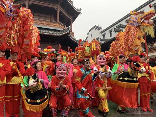 庐州府城隍庙举行城隍爷和城隍奶奶出巡活动