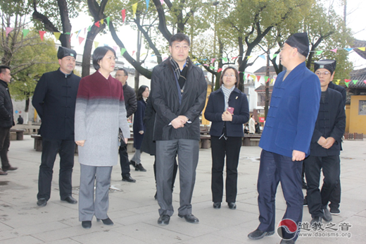 苏州市副市长聂飙到苏州玄妙观走访慰问