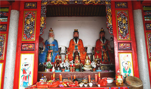 云巢宗坛嗣龙门派福建龙岩乾云坛举行皈依仪式