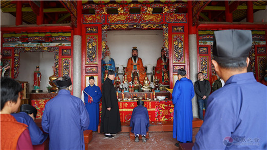 云巢宗坛嗣龙门派福建龙岩乾云坛举行皈依仪式