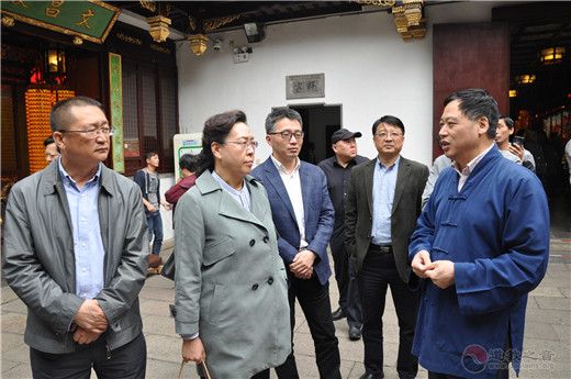 内蒙古自治区人大代表团到上海城隍庙调研