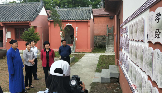 湖北省委统战部副部长李述永调研保康县万年山道观
