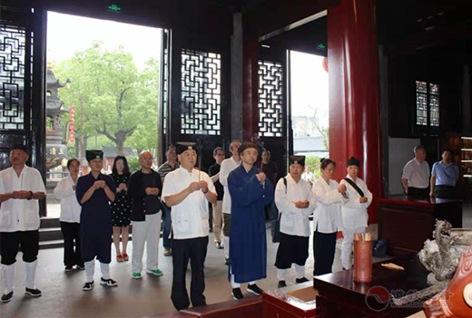 重庆市道教协会参访团一行参访苏州道教
