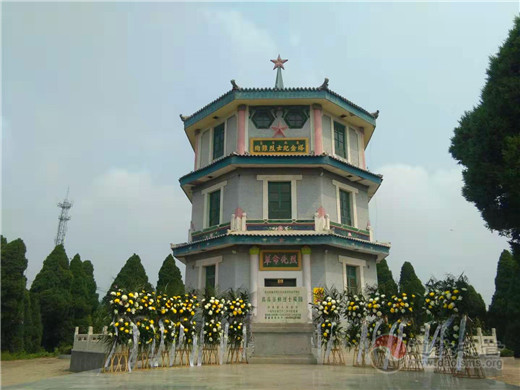 高阳县道教界瞻仰高蠡暴动烈士陵园接受爱国主义教育