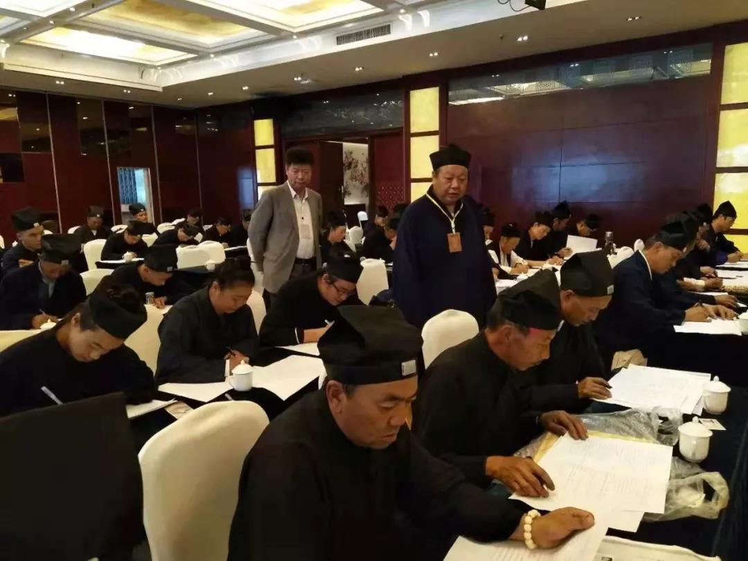 云南省道协举行第五批教职人员认定前考试