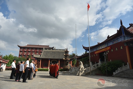 镇江市道教协会开展庆祝新中国成立70周年系列活动