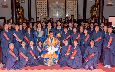 上海市三泾庙举行首批清信弟子皈依仪式