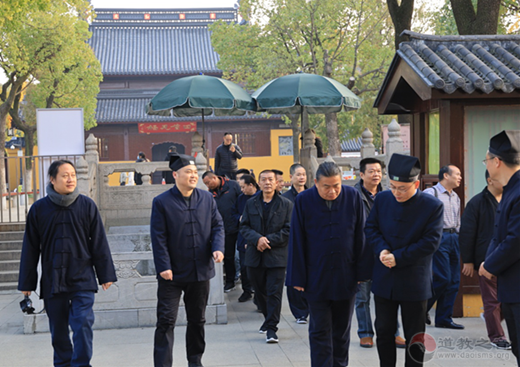 广州市委统战部、市民宗局及市道协一行赴苏州玄妙观参观考察