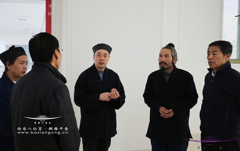陕西省道教协会一行看望并救助终南山隐修患病道友