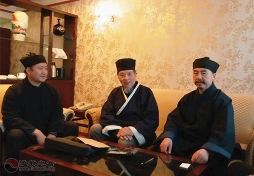 山东省道教协会会长一行看望中国道教协会咨议委员会副主席刘怀元道长