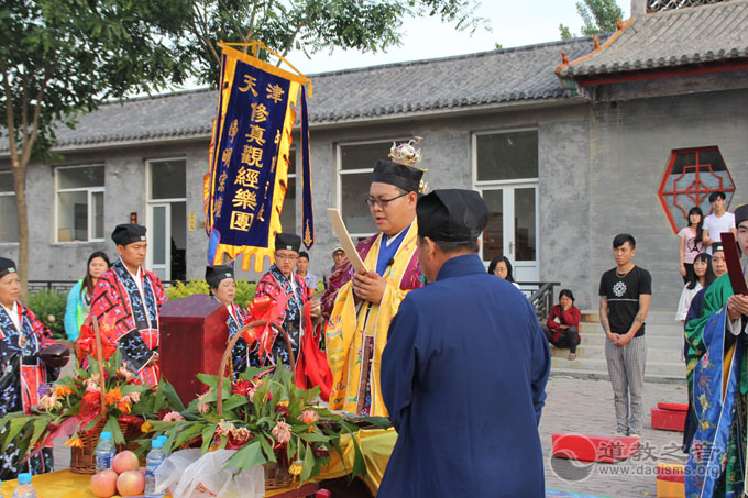 天津静海药王庙举行传统庙会
