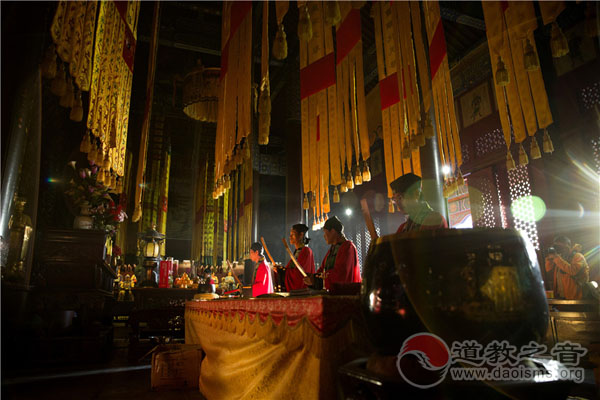 “明圣宫拍E夏”摄影大赛颁奖仪式在西安都城隍庙举行