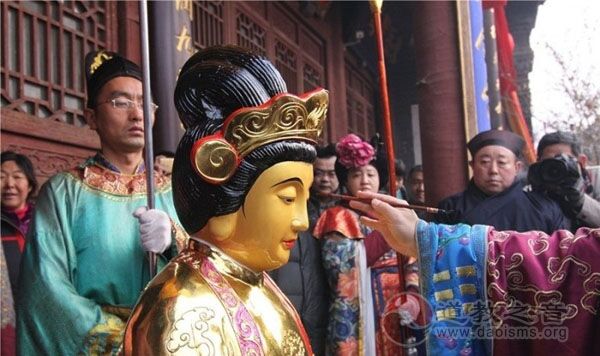 泰山圣母碧霞元君金身塑像将起驾巡游九州