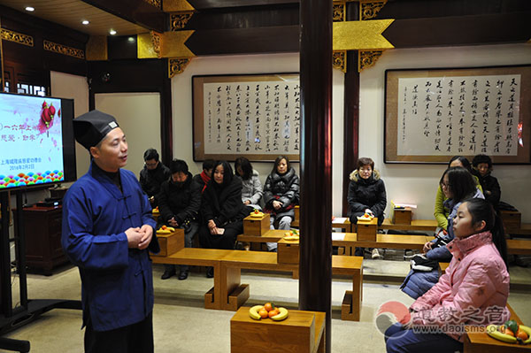 上海城隍庙举行2016上半年度慈爱助学活动