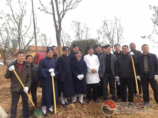 安徽省蚌埠市道教教职人员参加植树造林活动