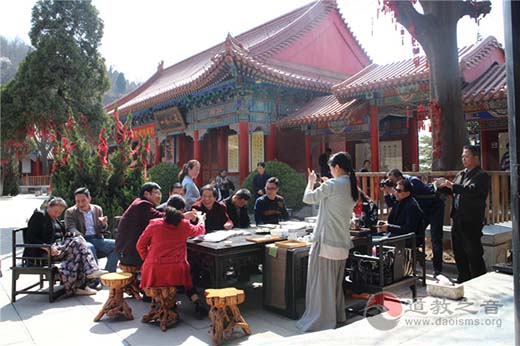 春熙道茶会在陕西省西安市骊山明圣宫举行
