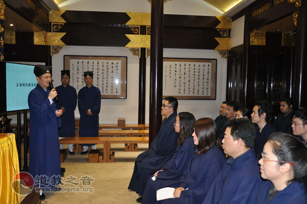 上海城隍庙第二期皈依弟子诵经班正式开班