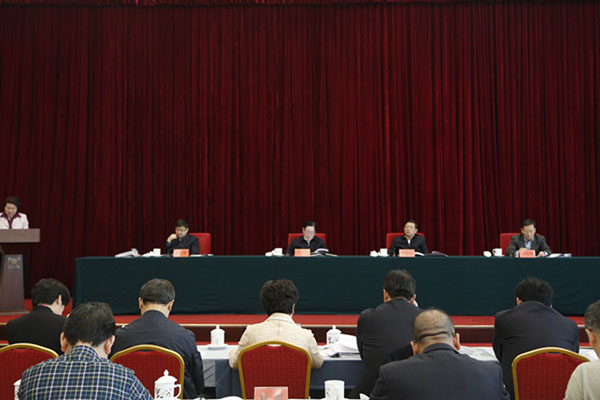 河南省民宗委组织召开宗教局党组扩大会议