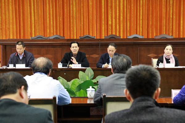广西自治区领导到区民宗委慰问民族宗教工作