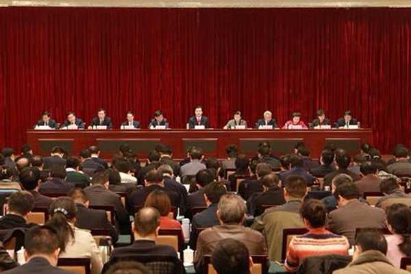 河南省召开统战工作会议安排部署2017工作