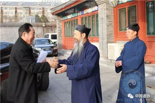 全国政协民宗委主任朱维群一行走访慰问中国道教协会