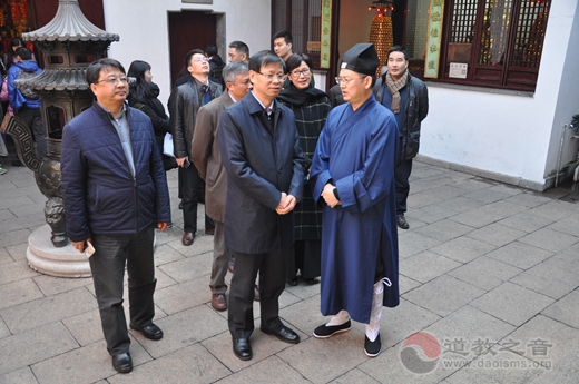 许昆林副市长到上海城隍庙调研春节期间安保工作