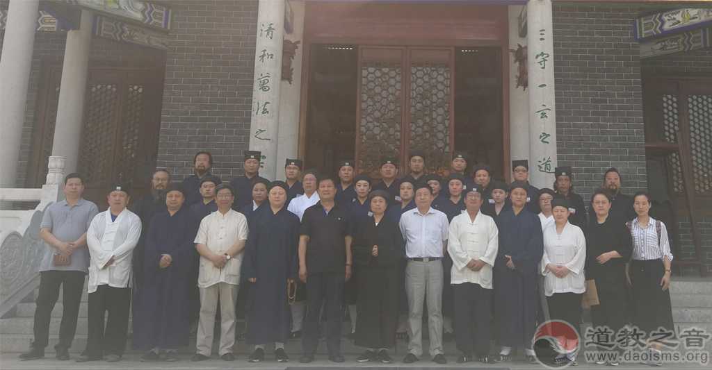河北省道教协会组织学员参访南岳坤道学院