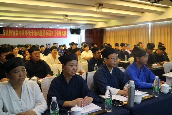 河南省道教协会在郑州举办消防安全知识讲座