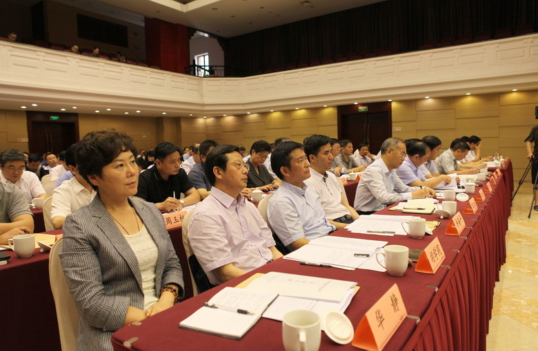 全省农村宗教工作会议在南京召开