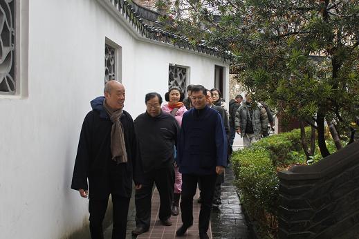 香港道教联合会主席梁德华道长一行访问上海市道教协会