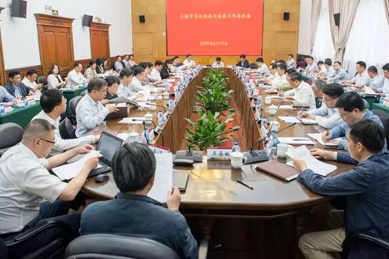 上海市召开高校民族和宗教工作座谈会