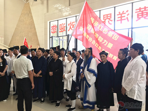 黄至安方丈带领湖南省道协理事成员赴井冈山开展爱国主义教育红色行活动