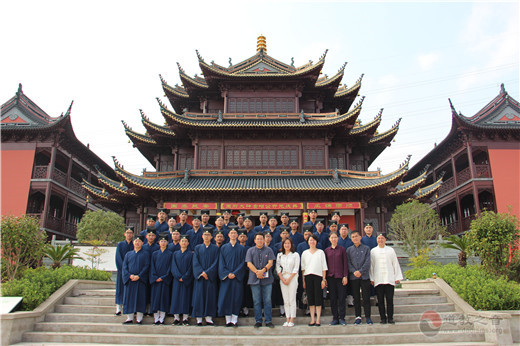 上海道教学院举行第六届本科班第二学期开学典礼