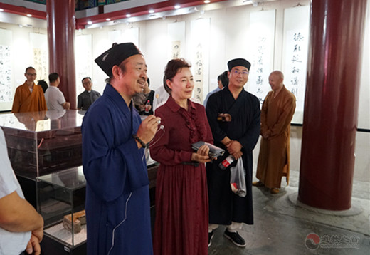 北京市海淀区宗教界庆祝新中国成立70周年书画艺术展开幕