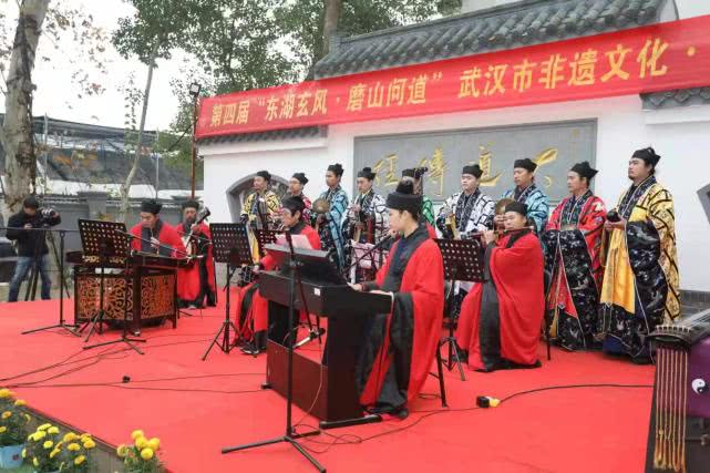 武汉非物质文化遗产道教音乐展演在东湖举行