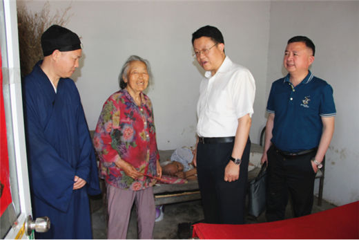 安徽省委统战部副部长陆友勤率队开展宗教慈善助残助业和六一慰问活动