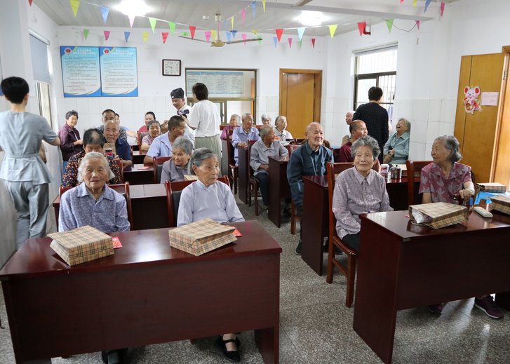 杭州市萧山区道教协会开展中秋节慰问和爱心助学活动