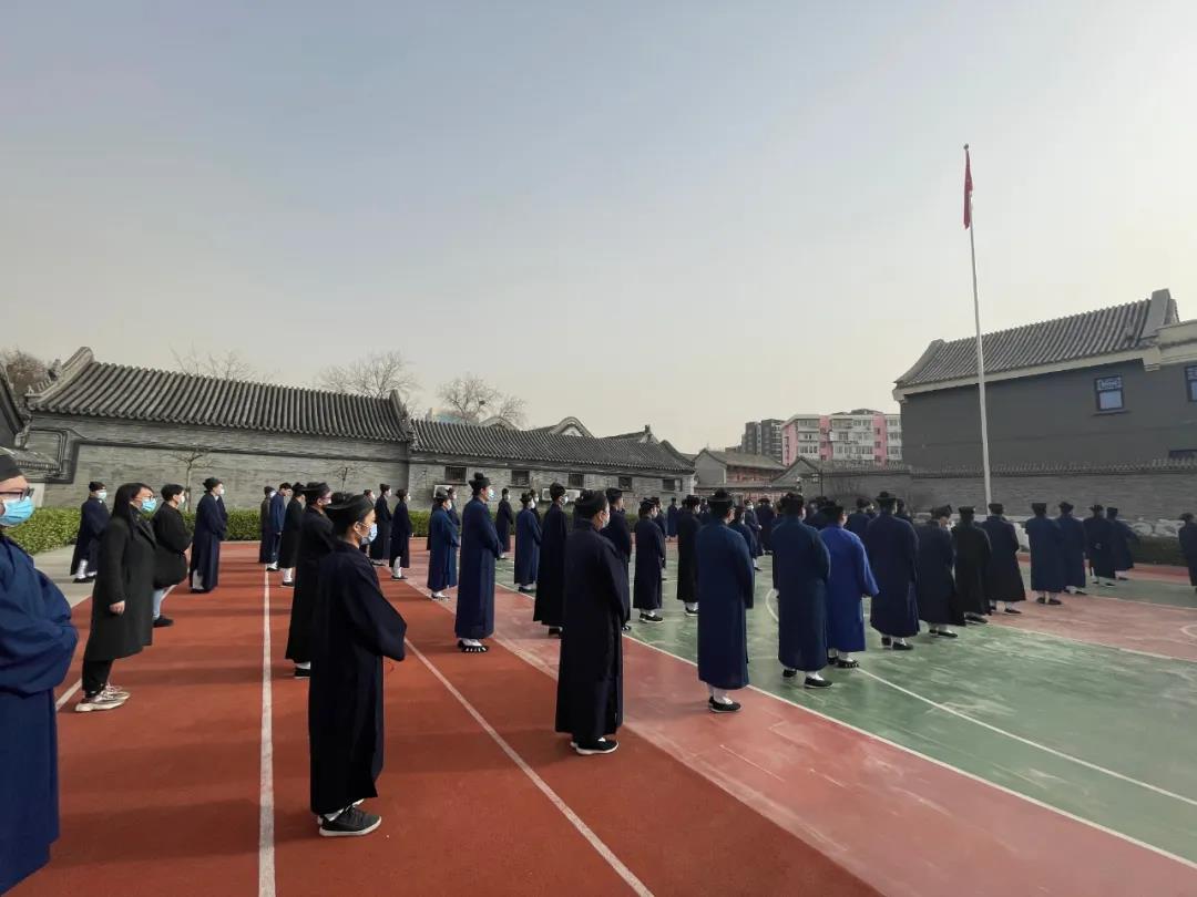 中国道教学院举行2021年春季新学期首次升国旗仪式