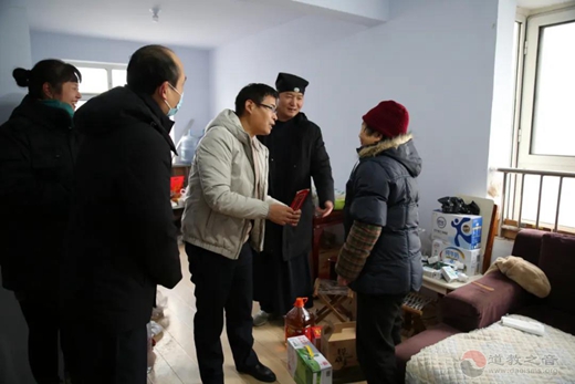 临沂市道教协会开展十二月份“每月一善，扶危济困”慈善活动